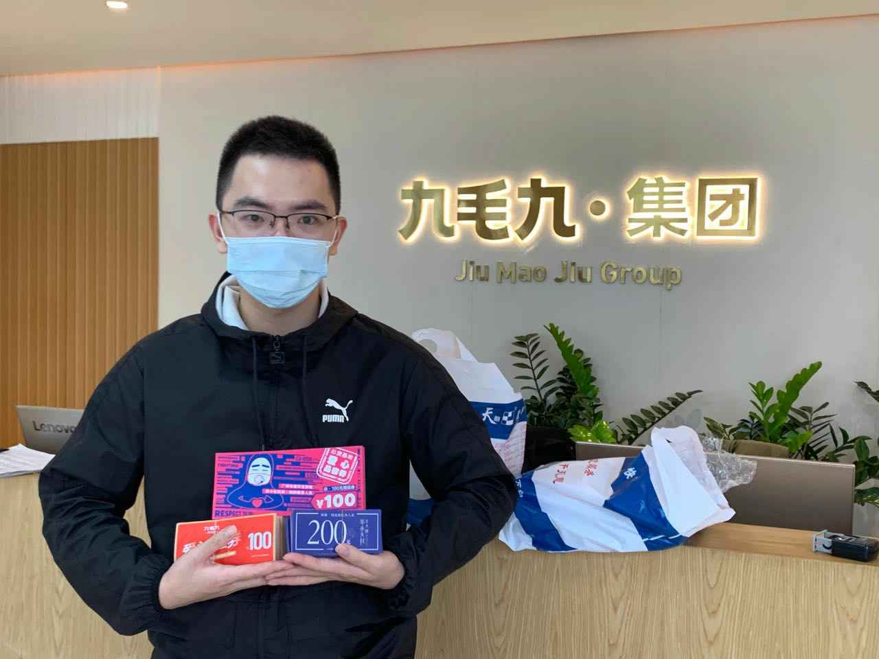 致敬英雄 · 暖爱广州 | 百老汇·(中国区)官方网站-登录入口在行动